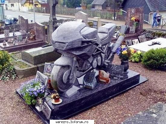Motocicleta ... - bazda - Panarame